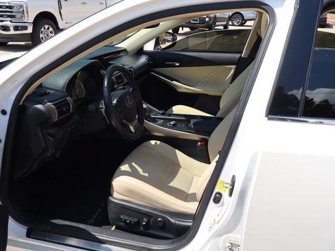 Used 2015 Lexus IS 250 RWD image 25