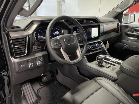 New 2026 GMC Sierra 1500 Denali w/ Denali Reserve Package image 14