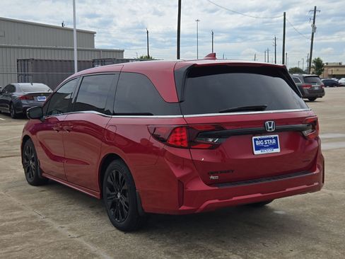 Used 2026 Honda Odyssey Sport-L image 6