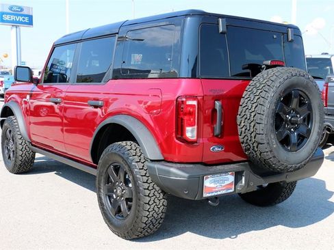 New 2025 Ford Bronco Big Bend w/ Black Diamond Package image 7