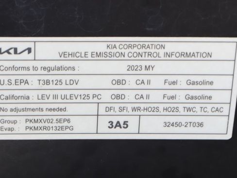 Used 2023 Kia Stinger GT-Line w/ Sun & Sound Package RWD image 13