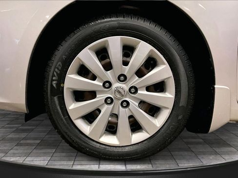 Used 2019 Nissan Sentra S image 11