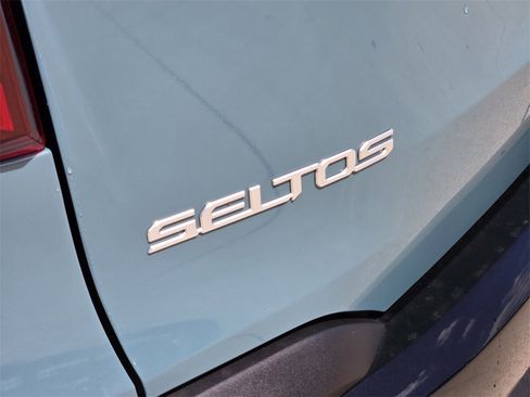 New 2026 Kia Seltos S image 7