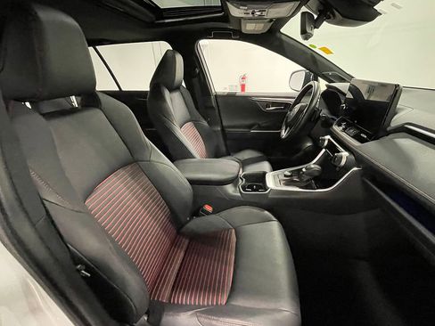 Used 2023 Toyota RAV4 XSE w/ Weather Package AWD/4WD image 28