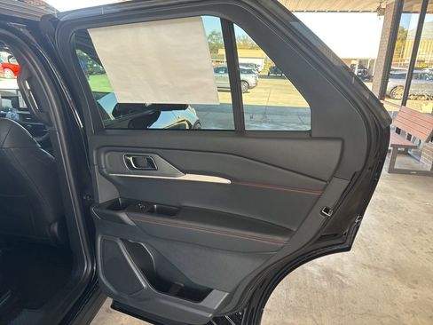 New 2026 Ford Explorer ST-Line w/ ST-Line Street Pack image 26