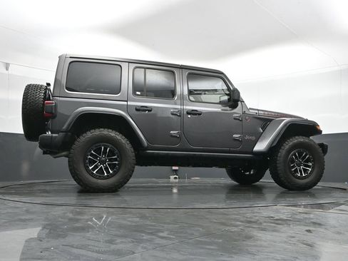 Used 2025 Jeep Wrangler Unlimited Rubicon image 48