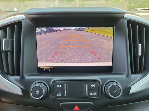 Used 2019 GMC Terrain SLE w/ Driver Convenience Package FWD image 16