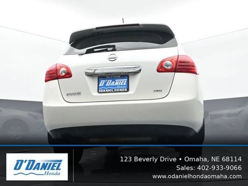Used 2012 Nissan Rogue S AWD/4WD image 11