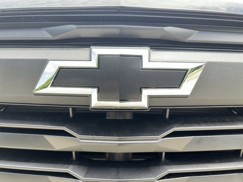 Used 2025 Chevrolet Colorado Trail Boss AWD/4WD image 31