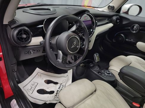 Used 2023 MINI Cooper SE image 13