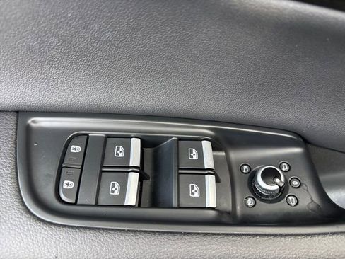 Used 2021 Audi Q7 3.0T Premium Plus w/ Premium Plus Package image 21