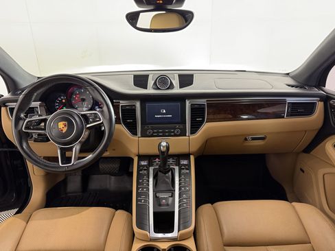 Used 2018 Porsche Macan S AWD/4WD image 16