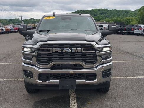 Certified 2025 RAM 2500 Big Horn AWD/4WD image 2