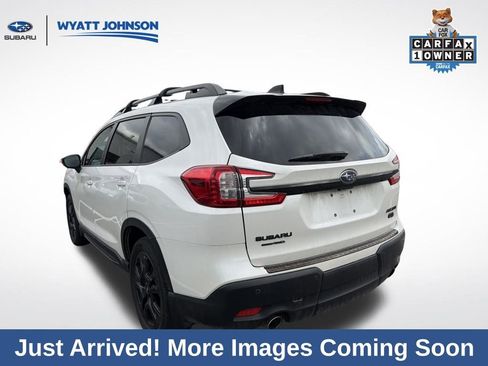 Used 2024 Subaru Ascent Onyx Edition image 5