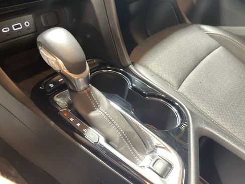 Used 2023 Buick Encore GX Select w/ Sport Touring Package image 23