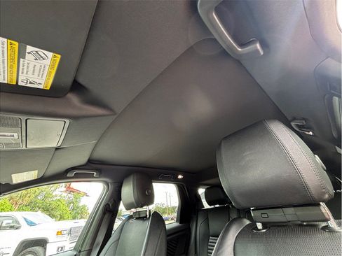 Used 2020 Land Rover Discovery Sport SE AWD/4WD image 37