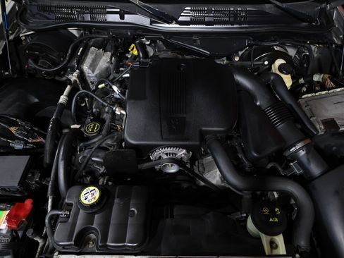 Used 2008 Mercury Grand Marquis LS image 23