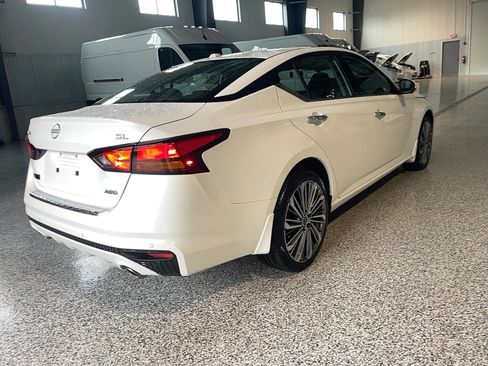 Used 2023 Nissan Altima 2.5 SL AWD/4WD image 17