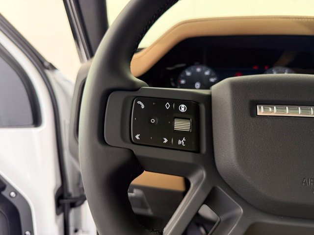 New 2026 Land Rover Defender 110 X-Dynamic SE AWD/4WD image 28