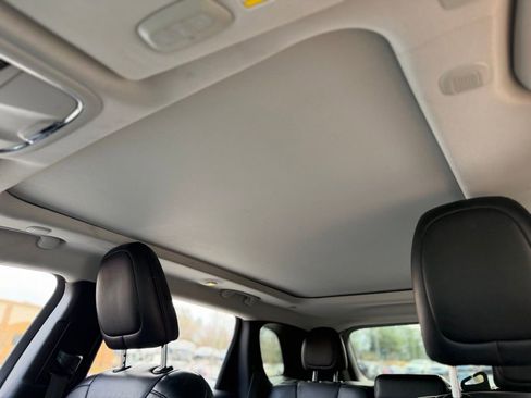 Used 2019 Jeep Cherokee Trailhawk image 53