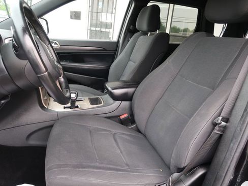Used 2014 Jeep Grand Cherokee Laredo w/ Quick Order Package 23E AWD/4WD image 5