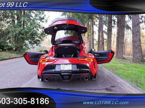 Used 2021 Toyota Supra Premium w/ Driver Assist Package RWD image 29
