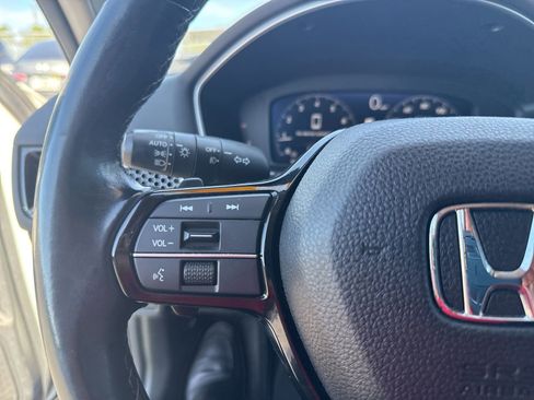 Used 2023 Honda Civic Touring image 17