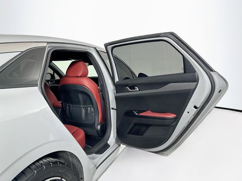 Used 2021 Kia K5 GT-Line image 31