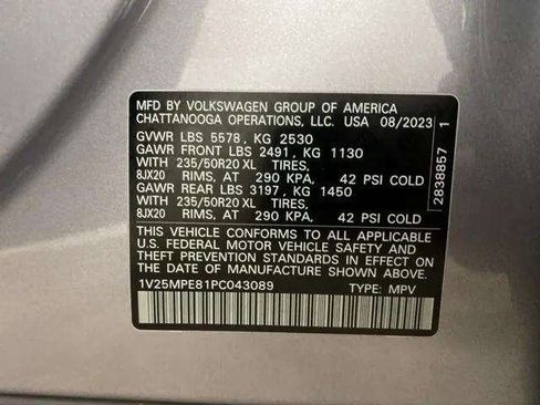 Used 2023 Volkswagen ID.4 S image 93