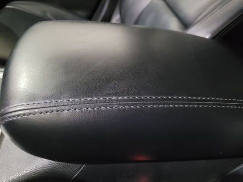 Used 2019 Jeep Grand Cherokee Limited image 37