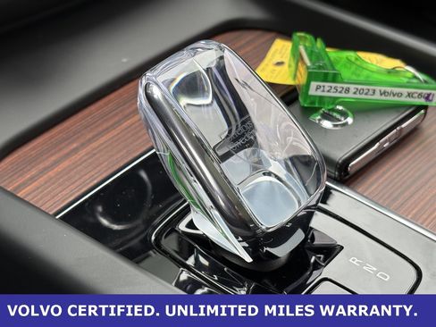 Certified 2023 Volvo XC60 B5 Ultimate image 21