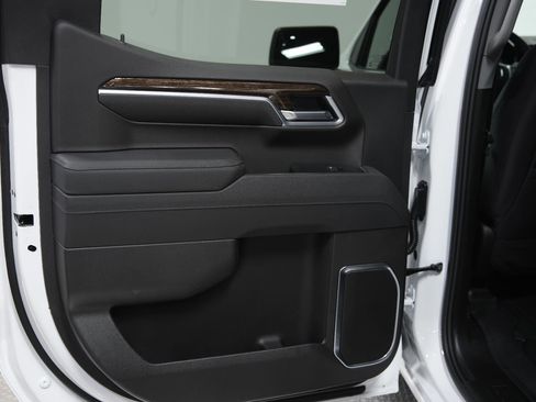 New 2026 GMC Sierra 1500 Elevation image 15