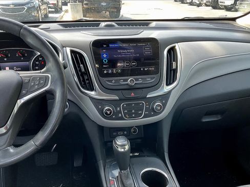 Used 2021 Chevrolet Equinox Premier FWD image 7