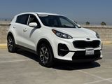 Used 2022 Kia Sportage LX image 2