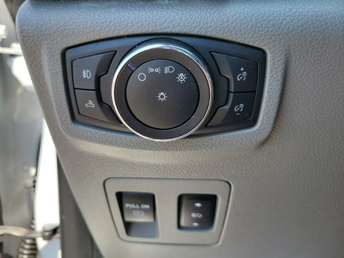 Used 2018 Ford F150 XLT w/ Equipment Group 302A Luxury RWD image 16