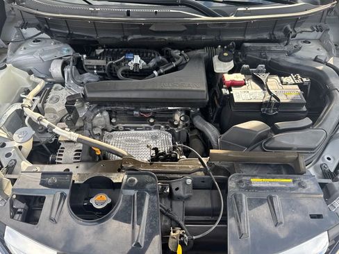 Used 2019 Nissan Rogue SL w/ Premium Package image 31