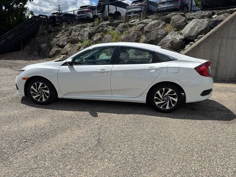 Used 2016 Honda Civic EX image 3