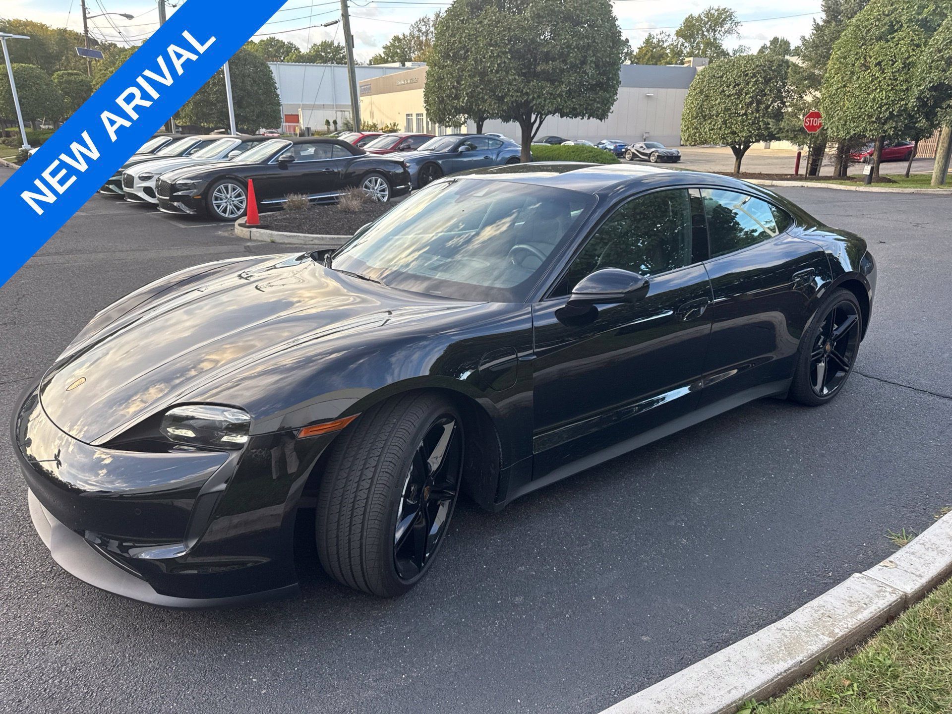 Used 2021 Porsche Taycan 4S AWD/4WD image 5