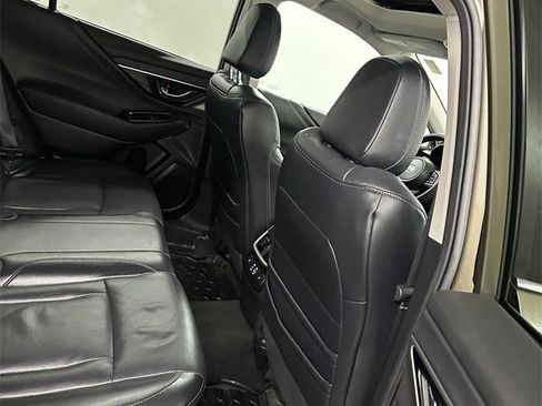 Used 2023 Subaru Outback Limited image 33