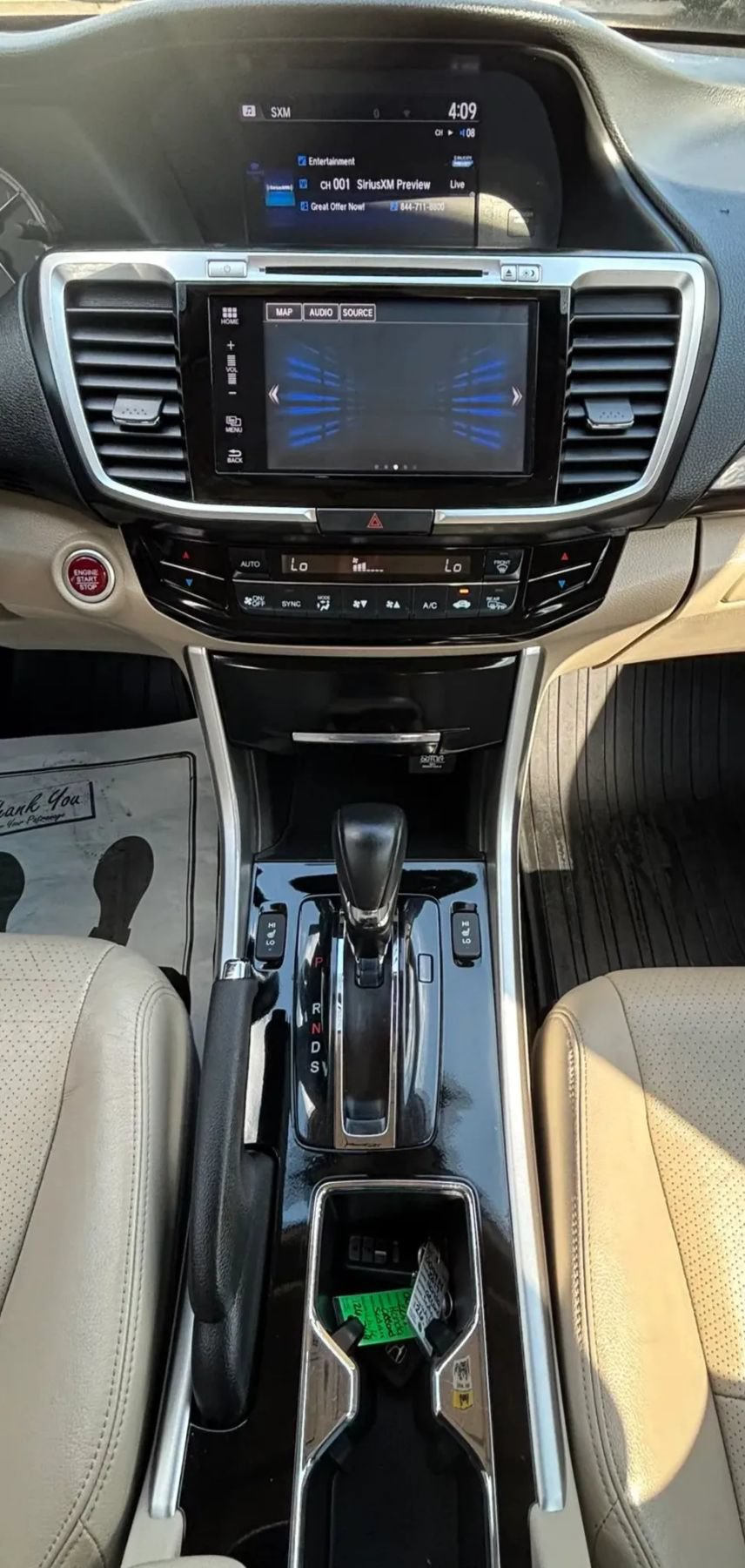 Used 2017 Honda Accord Touring image 10