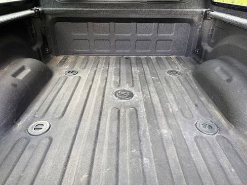 Used 2023 RAM 2500 Limited AWD/4WD image 11