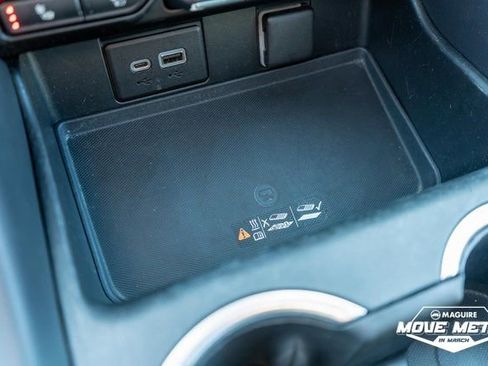 Used 2021 Chevrolet Tahoe LT w/ LT Signature Package image 31