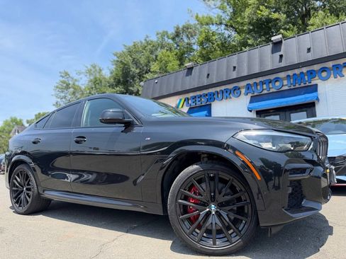 Used 2022 BMW X6 M50i w/ Premium Enhanced Package AWD/4WD image 2