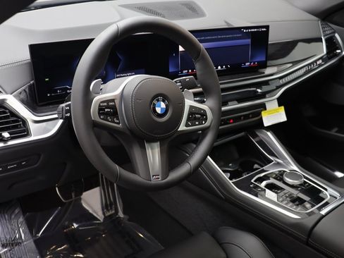 New 2026 BMW X6 xDrive40i image 6