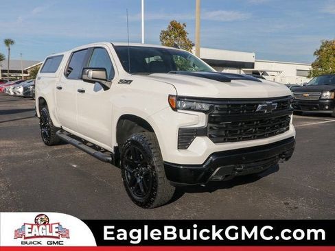 Used 2024 Chevrolet Silverado 1500 LT Trail Boss w/ Convenience Package II AWD/4WD image 1