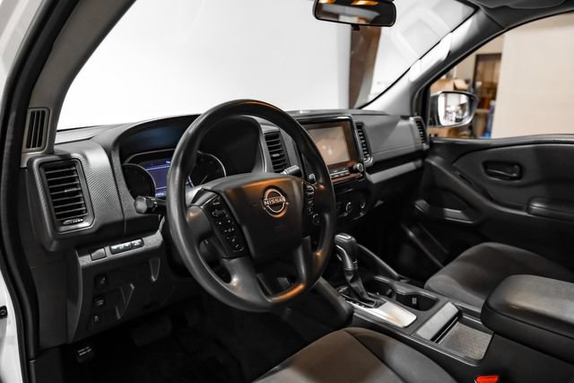 Used 2022 Nissan Frontier S w/ Technology Package RWD image 3