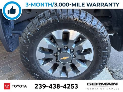 Used 2022 Chevrolet Silverado 2500 Custom w/ Custom Convenience Package image 12