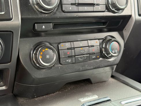Used 2016 Ford F150 XLT w/ Equipment Group 302A Luxury AWD/4WD image 24