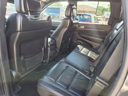 Used 2015 Jeep Grand Cherokee Limited w/ Trailer Tow Group IV AWD/4WD image 10