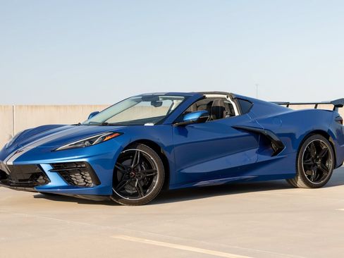 Used 2020 Chevrolet Corvette Stingray Premium Cpe w/ 3LT Preferred Equipment Group RWD image 13